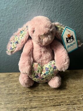 Jellycat Blossom Tulip Heart Bunny Retired NWT Small